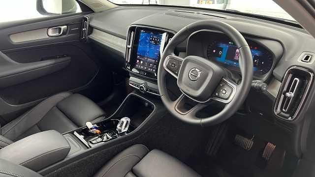 Used Volvo XC40 Ultra 161 HP (118 kW) 2025 SUV