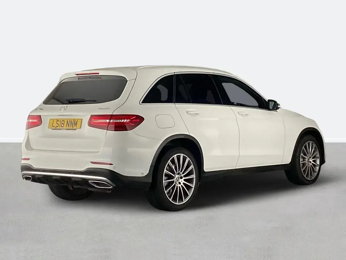Used Mercedes GLC220 AMG line 170 HP (125 kW) 2018 White SUV