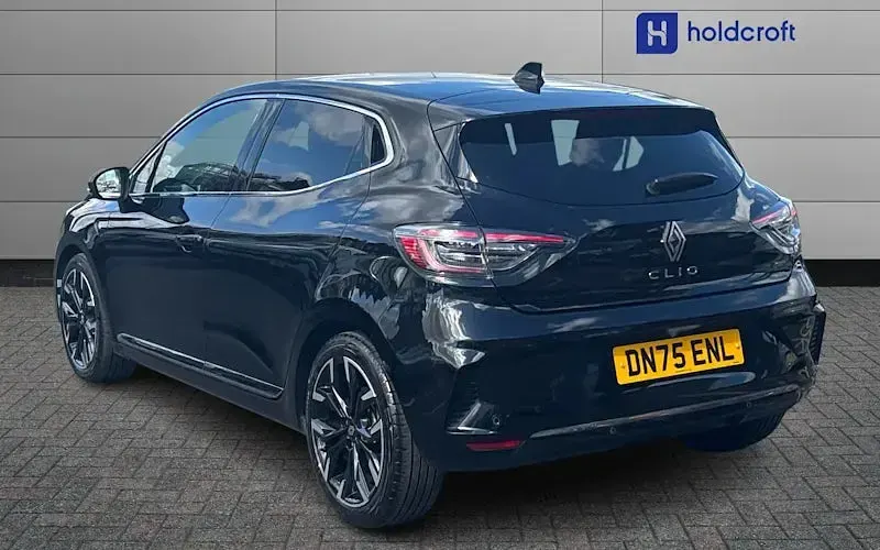 Used Renault Clio Techno 143 HP (105 kW) 2025 Metallic  diamond black  Hatchback
