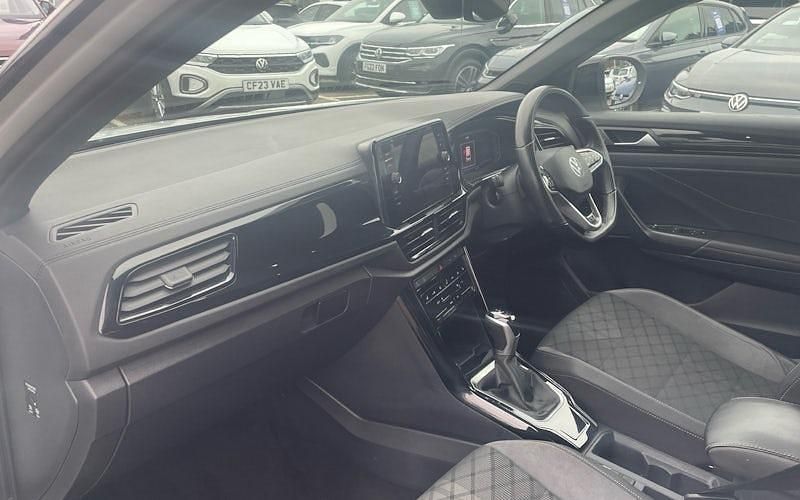 Used VW T-Roc R-line 150 HP (110 kW) 2025 SUV