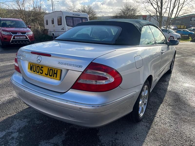 Used Mercedes CLK200 Elegance 2005 Silver Cabriolet