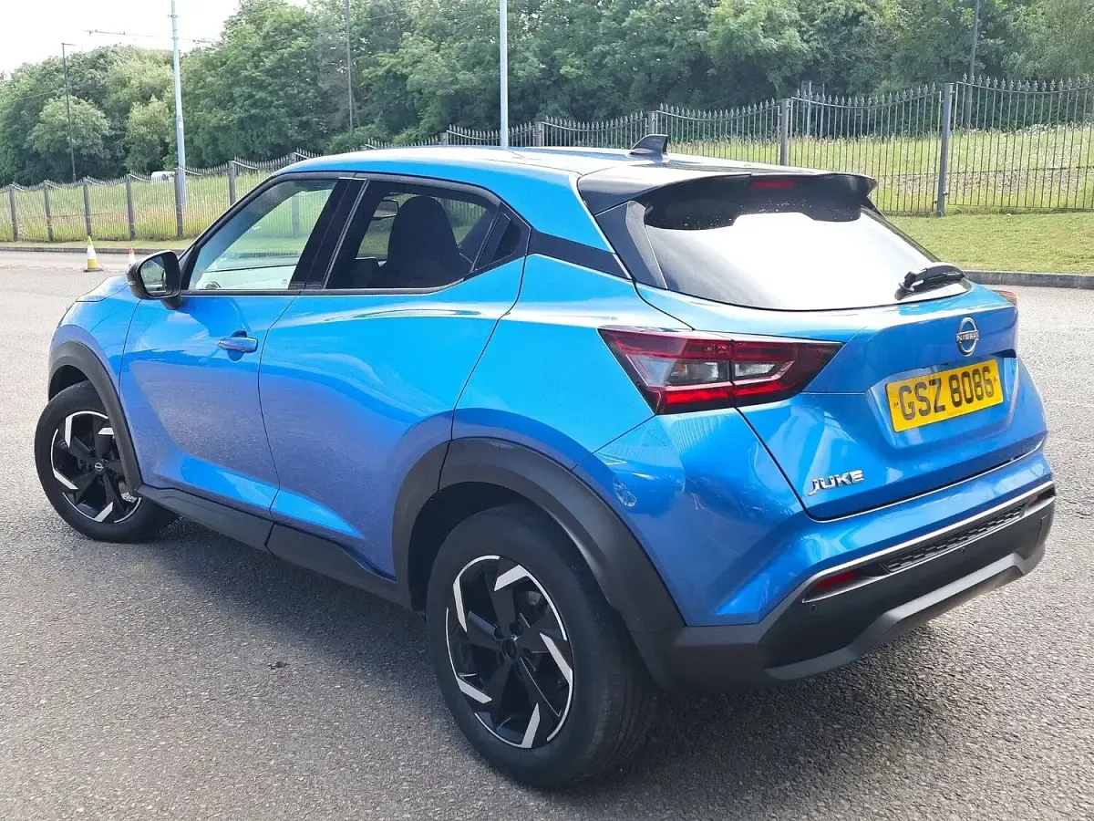 Used Nissan Juke N-Connecta 2023 Blue SUV