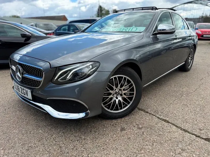 Używany Mercedes E350 Premium 2018 Szary Sedan/Limuzyna