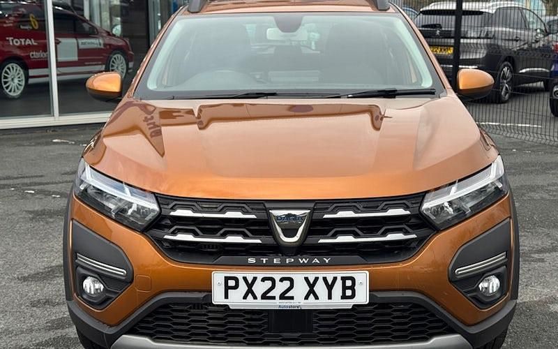 Usado Dacia Sandero Comfort 91 CV (66 kW) 2022 Utilitario