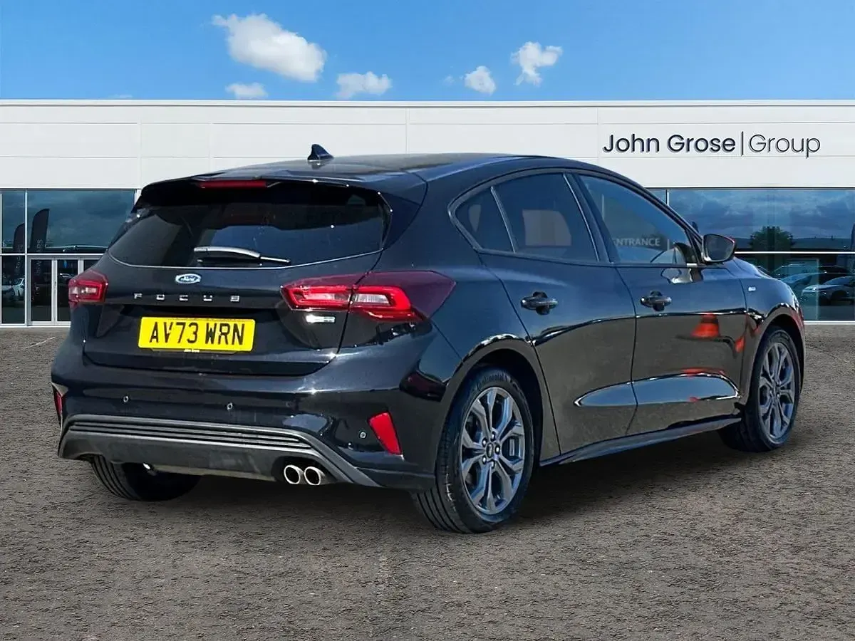 Usado Ford Focus ST-Line 2023 Negro Utilitario