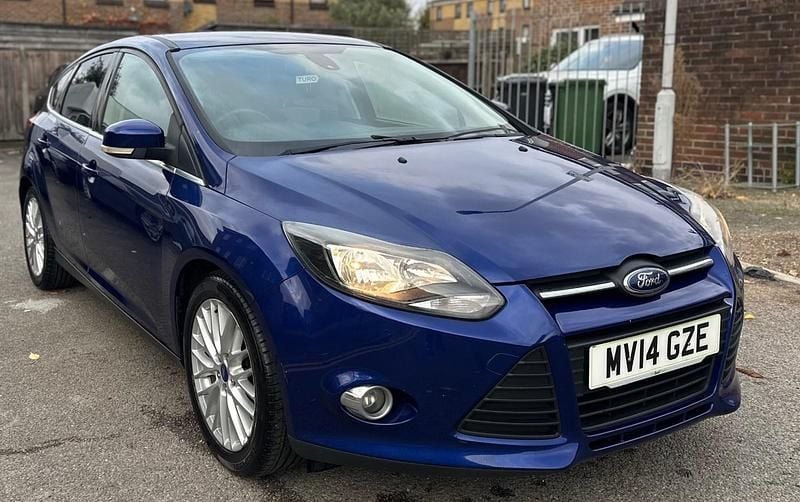 Blue Used 2014 Ford Focus Zetec Hatchback | £2,999 (Good price) - Image 1/4