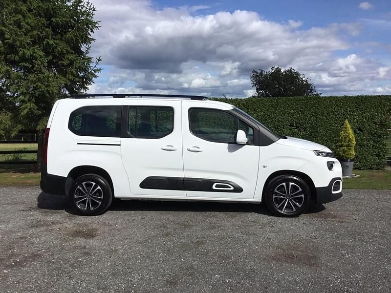 White Used 2019 Citroën Berlingo Flair MPV | £11,495 (Fair price) - Image 1/4