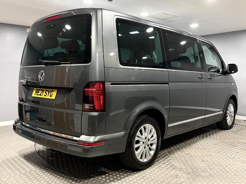 Used VW Caravelle Executive 150 HP (110 kW) 2021 Grey MPV