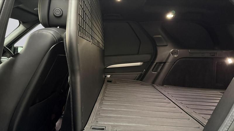 Used Land Rover Discovery 5 HSE Dynamic 2022 Grey SUV