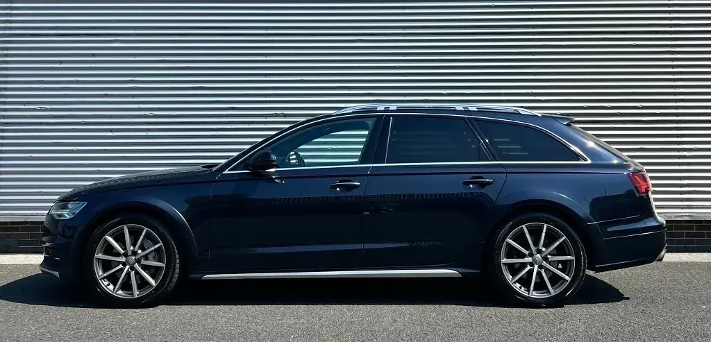 Used Audi A6 Sport 315 HP (231 kW) 2016 Blue Estate