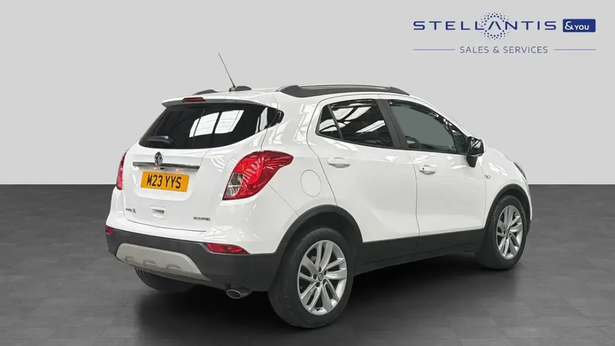 Used Vauxhall Mokka X Design Edition 138 HP (101 kW) 2018 White SUV