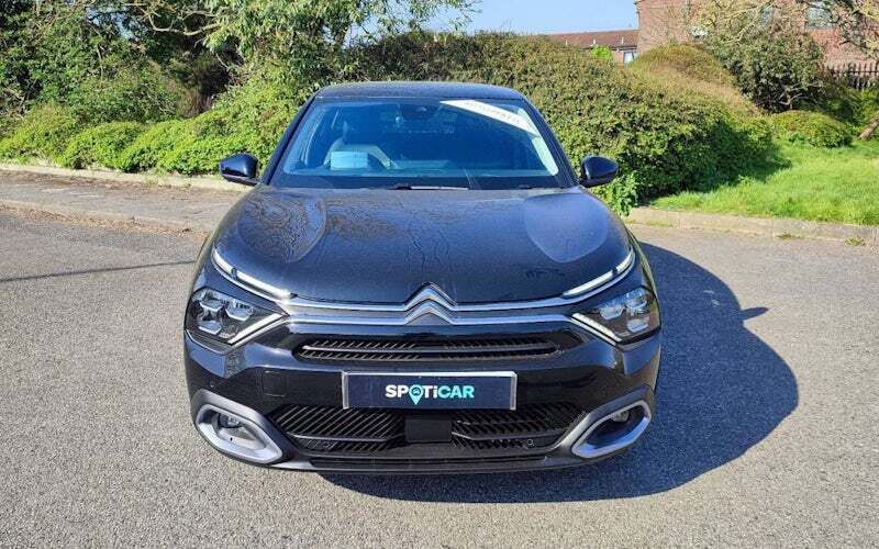Used Citroën C4 PureTech 131 HP (96 kW) 2024 Black Hatchback