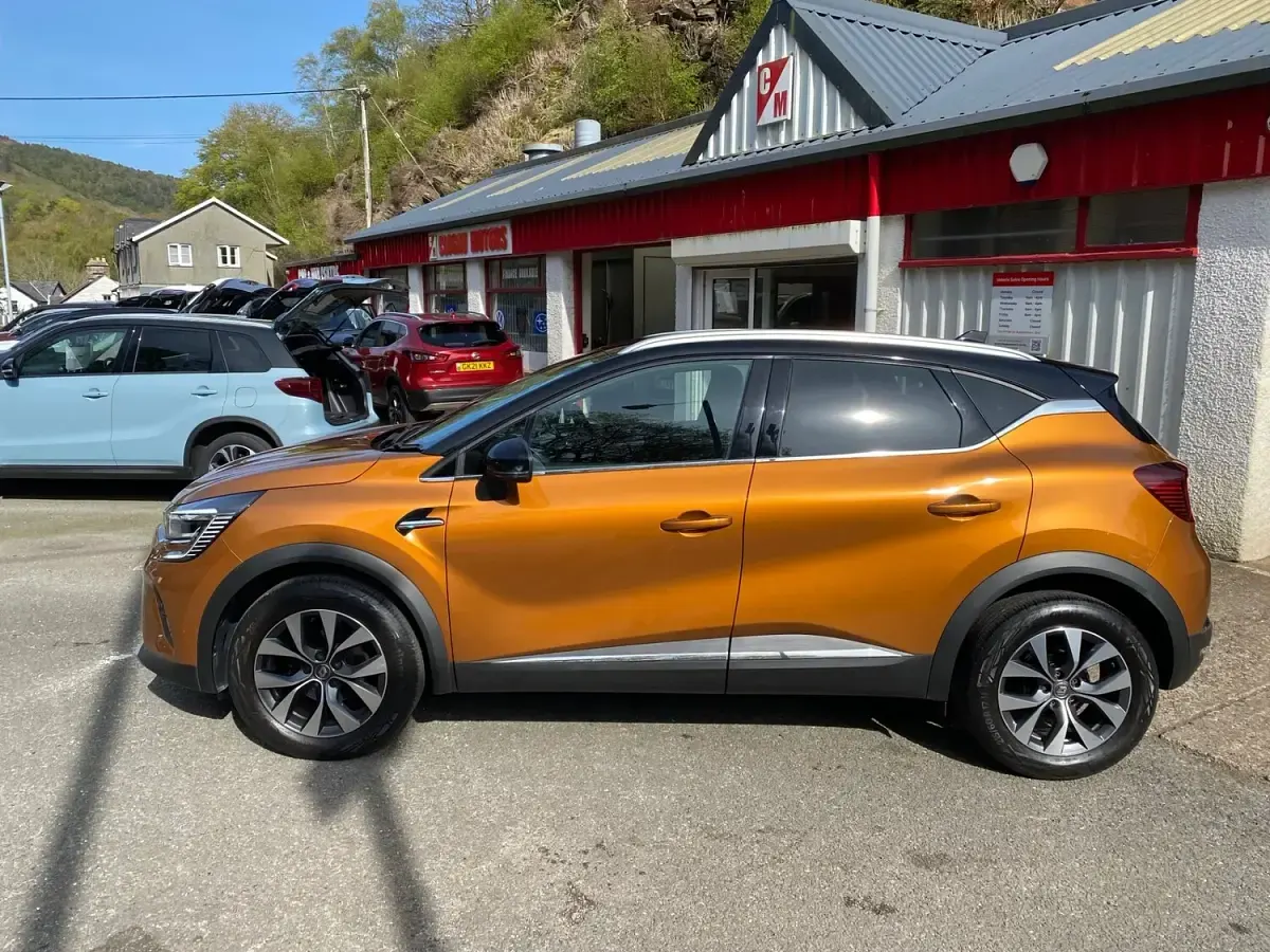Used Renault Captur Version S 2021 Orange SUV