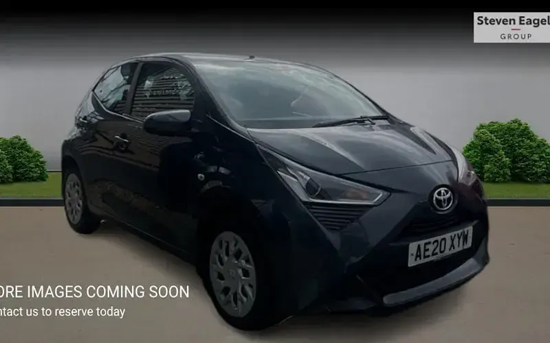Used Toyota Aygo X-play 72 HP (52 kW) 2020 Hatchback