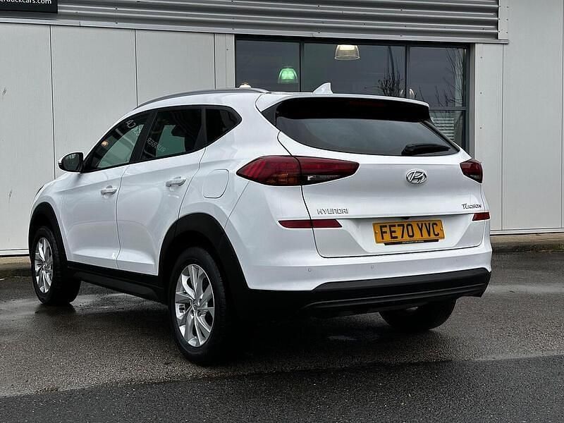 Used Hyundai Tucson SE 136 HP (100 kW) 2020 White SUV