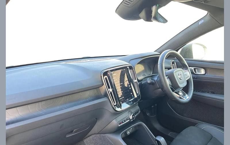 Used Volvo C40 Ultimate 169 kW (231 HP) 2022 Silver SUV