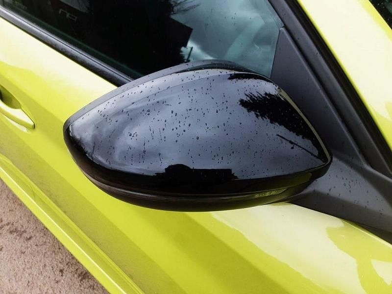 Used Peugeot e-208 GTi 114 kW (156 HP) 2024 Yellow Hatchback