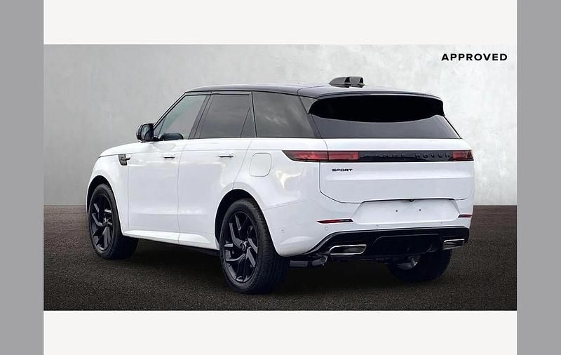 New Land Rover Range Rover Sport SE Dynamic 460 HP (338 kW) 2026 Fuji white SUV