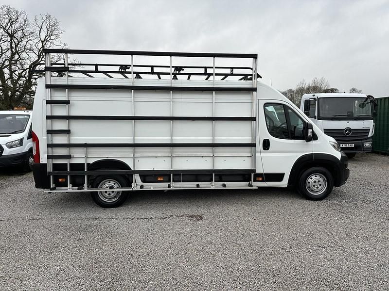 Used Citroën Relay 140 HP (102 kW) 2020 White Van