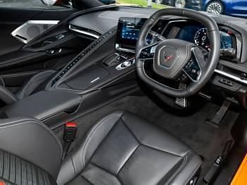 New Chevrolet Corvette 482 HP (354 kW) 2025 Orange Cabriolet