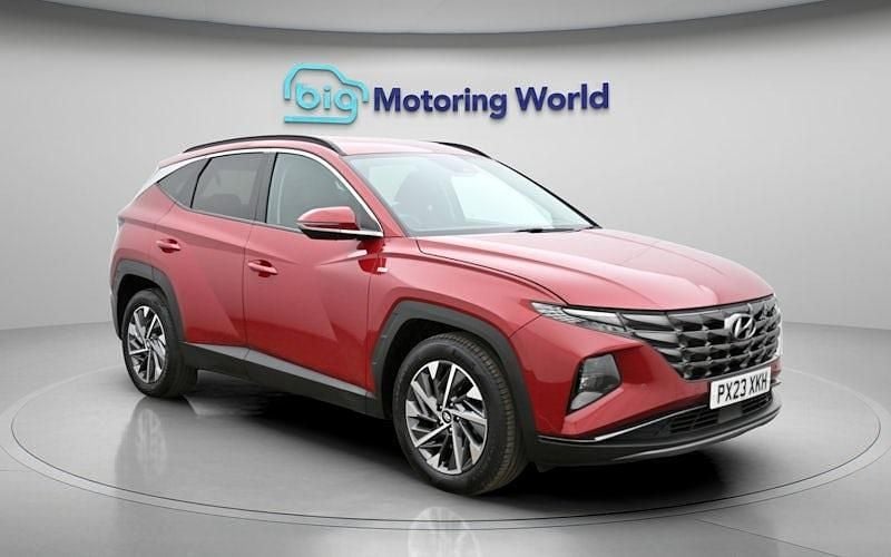 Used Hyundai Tucson Premium 180 HP (132 kW) 2023 Red SUV