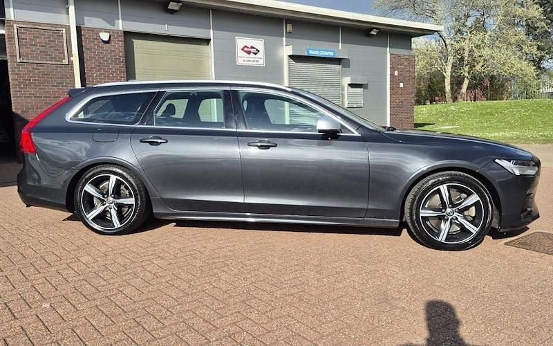 Usado Volvo V90 R-Design 190 CV (139 kW) 2019 Gris Familiar