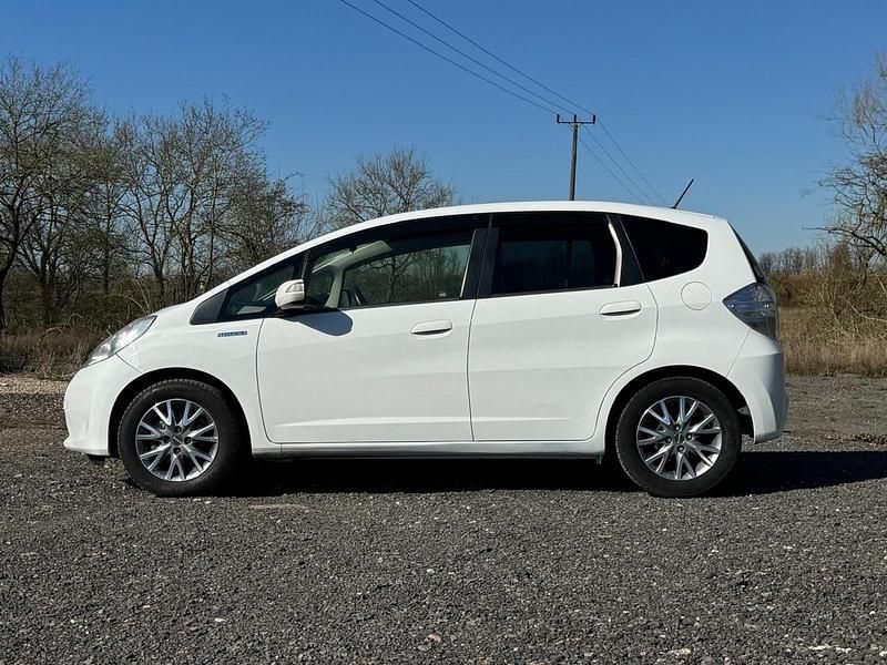 Used Honda Jazz Hybrid 2025 White Hatchback
