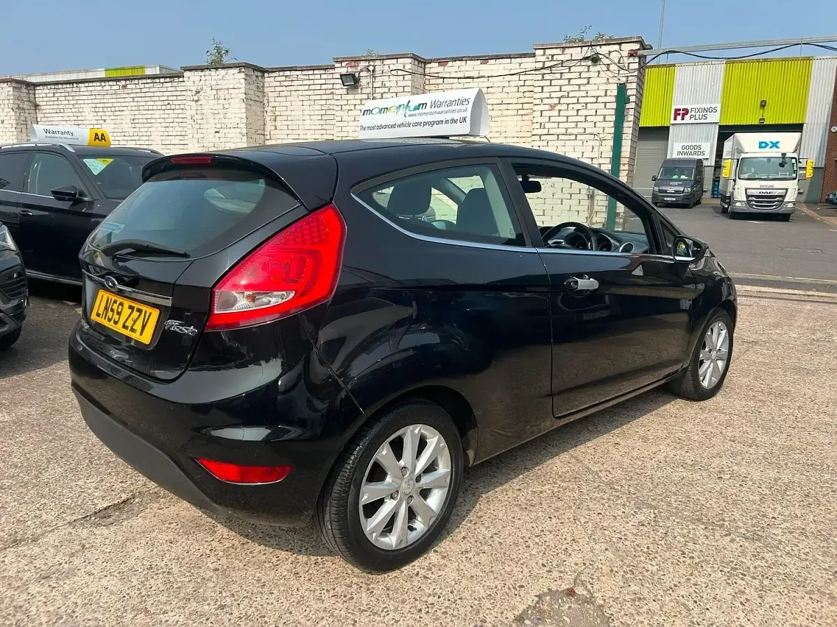 Used Ford Fiesta Zetec 96 HP (70 kW) 2009 Black Hatchback