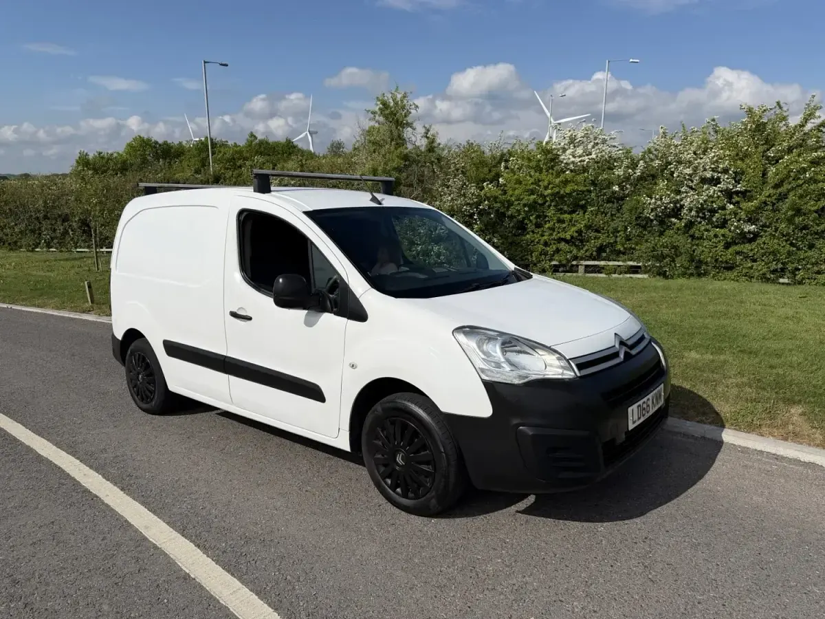 Używany Citroën Berlingo 2016 Biały Minivan