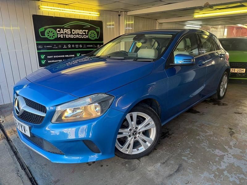 Used Mercedes A180 2016 Blue Hatchback