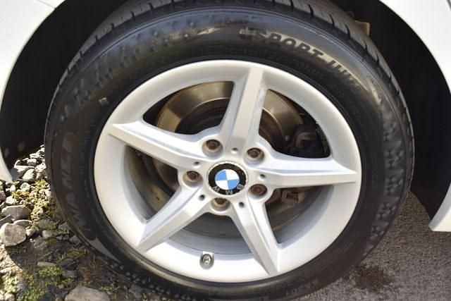 Used BMW 116 Sport Line 116 HP (85 kW) 2017 White Hatchback