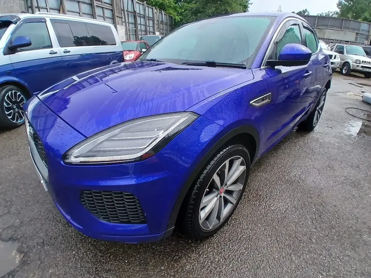 Used Jaguar E-Pace R-Dynamic 150 HP (110 kW) 2019 Blue SUV