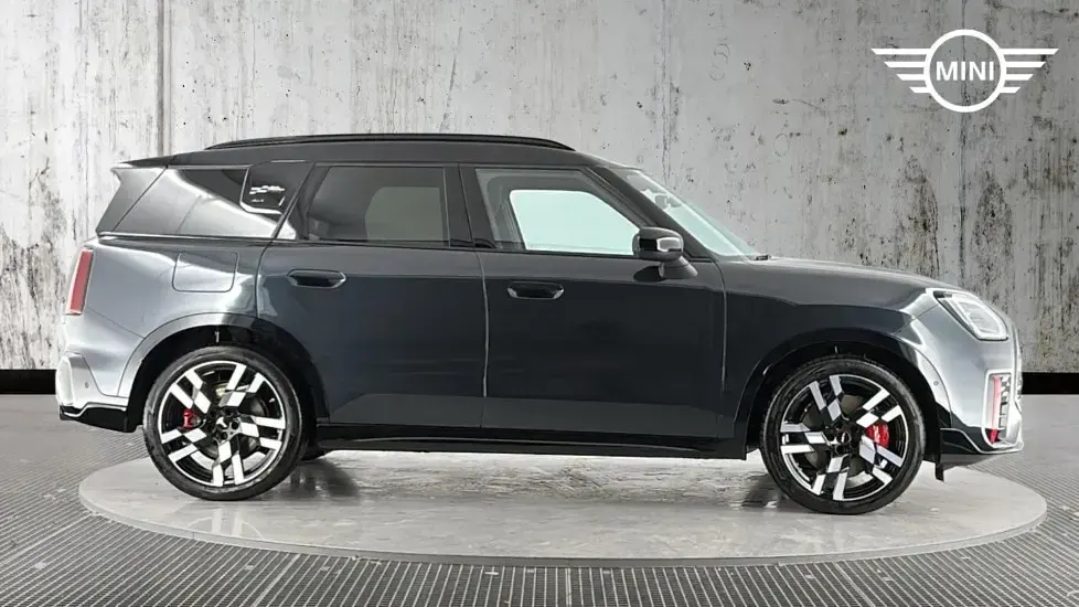 Used Mini John Cooper Works Countryman 296 HP (217 kW) 2025 Grey SUV