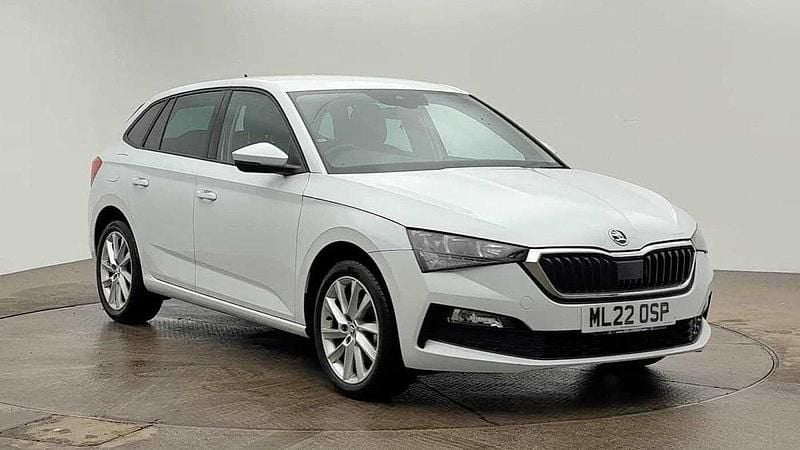 Used Skoda Scala SE L 110 HP (80 kW) 2022 Moon white metallic Hatchback