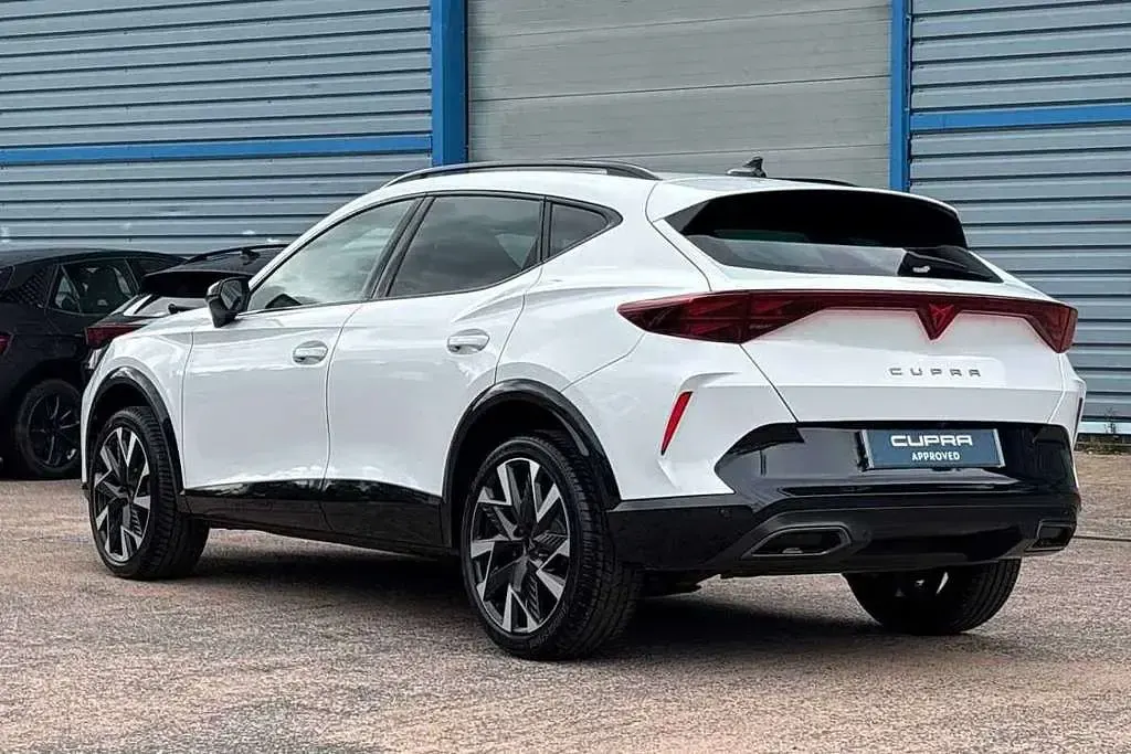 New Cupra Formentor 150 HP (110 kW) 2025 White SUV