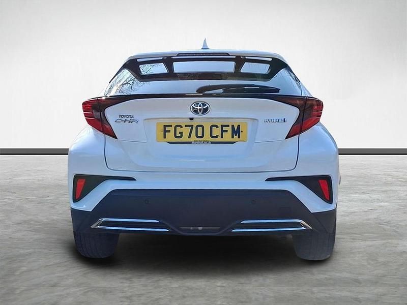 Used Toyota C-HR 181 HP (133 kW) 2020 White SUV