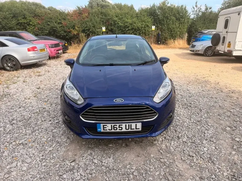 Used Ford Fiesta Zetec 82 HP (60 kW) 2015 Blue Hatchback