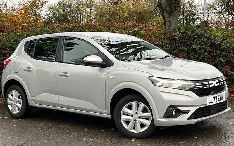 Used 2025 Dacia Sandero Expression Hatchback | £10,968 (Good price) - Image 1/4