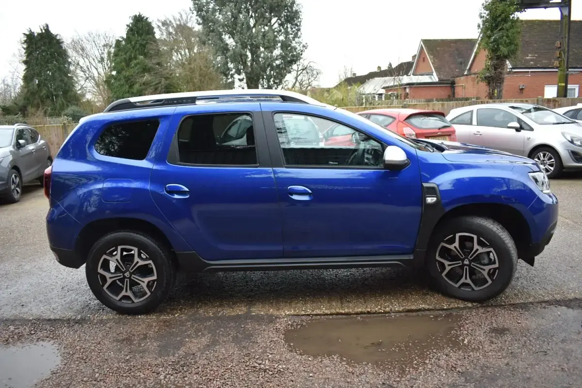 Używany Dacia Duster Prestige 100 KM (73 kW) 2021 Niebieski SUV