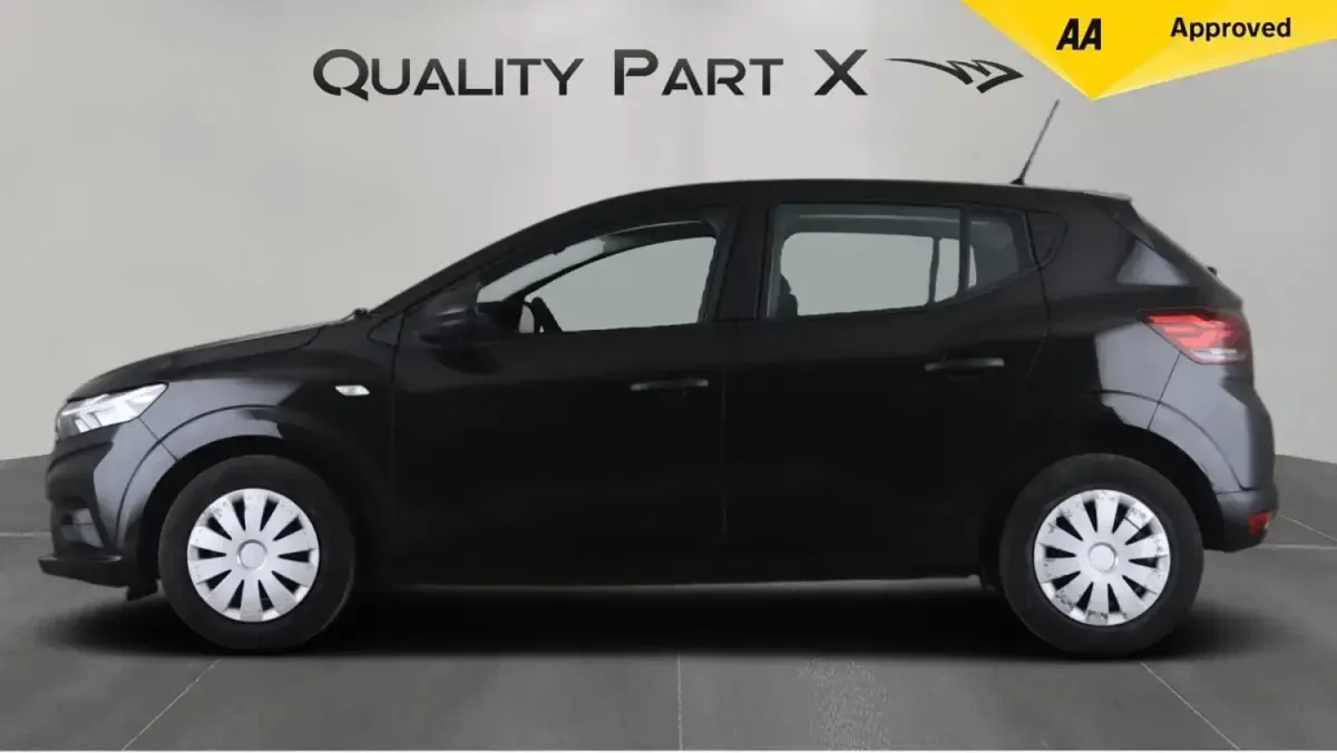 Gebraucht Dacia Sandero Essentiel 91 PS (66 kW) 2022 Schwarz Kleinwagen