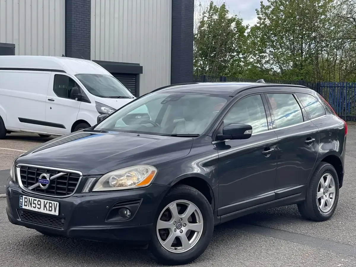 Used Volvo XC60 2010 Grey SUV