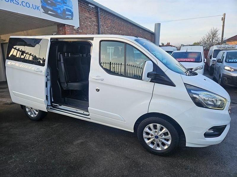 White Used 2019 Ford Transit Custom Limited Van | £10,500 (Fair price) - Image 1/4