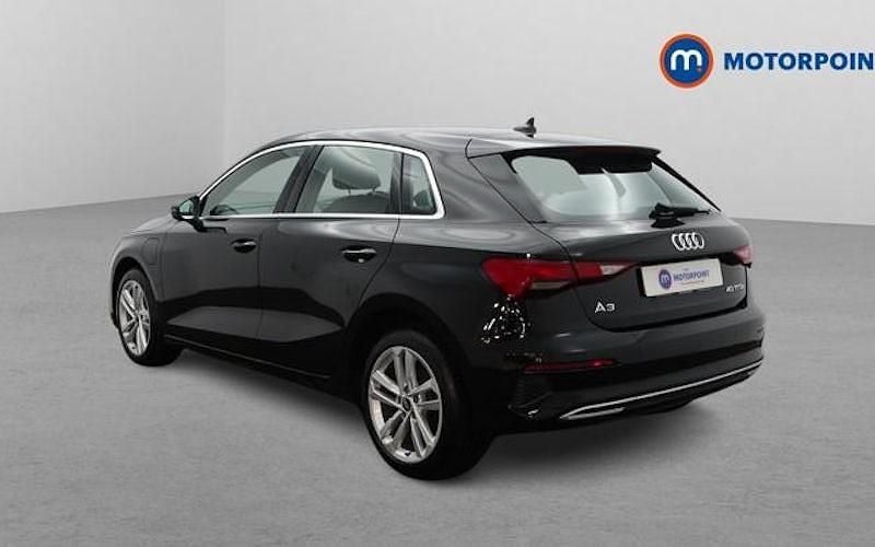 Used Audi A3 Sportback e-tron Sport 204 HP (150 kW) 2025 Hatchback