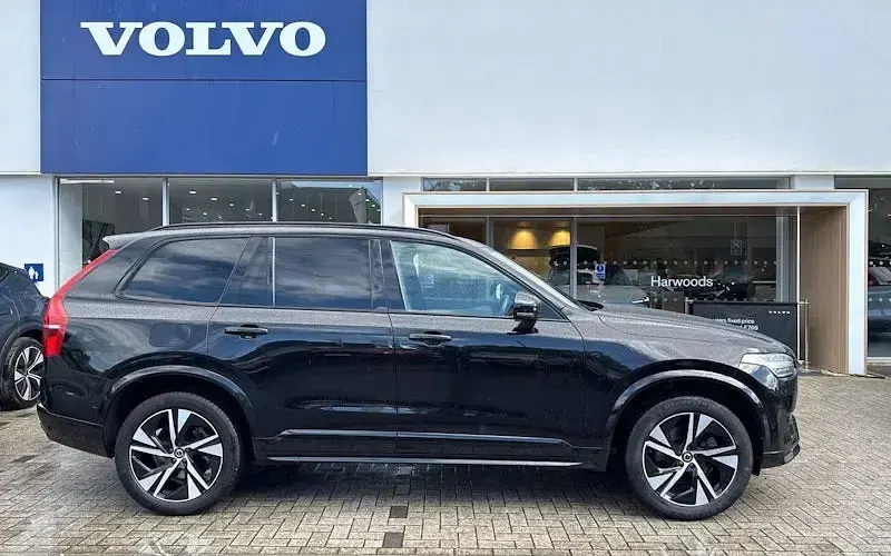Used Volvo XC90 Plus 250 HP (183 kW) 2025 SUV