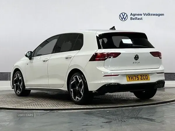 Used VW Golf VIII R-line 150 HP (110 kW) 2025 White Hatchback