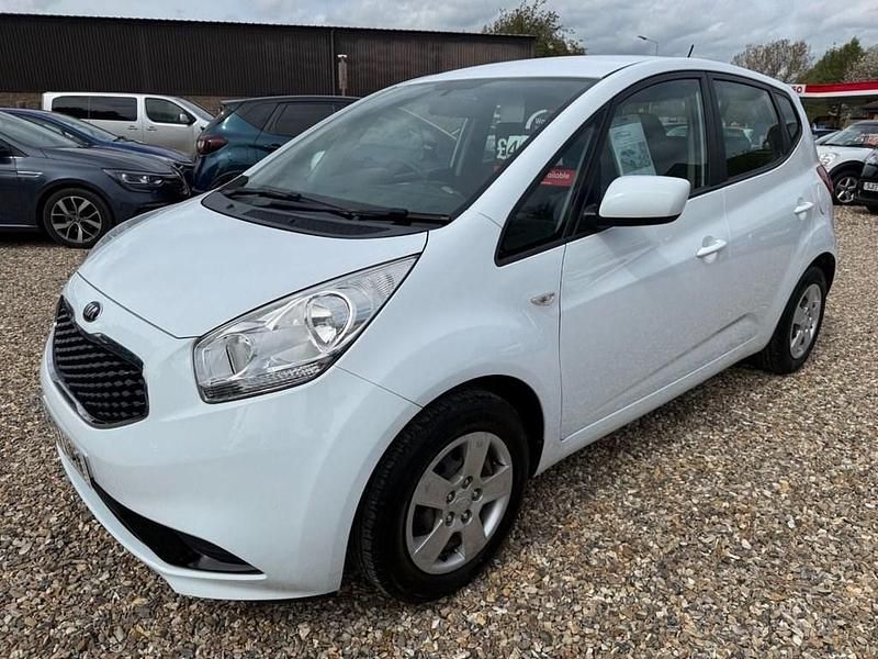 Used Kia Venga Air 90 HP (66 kW) 2017 White Hatchback