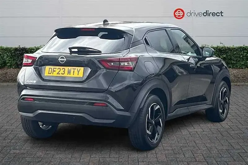 Used Nissan Juke N-Connecta 114 HP (83 kW) 2023 Black SUV