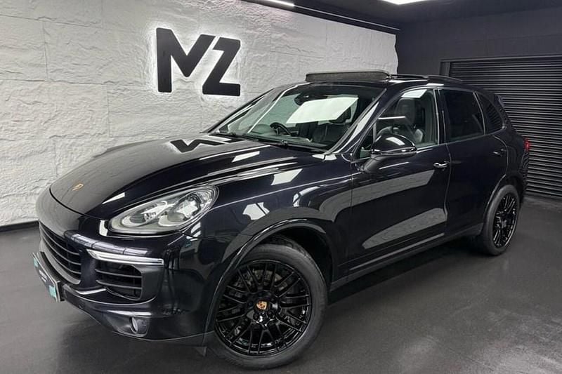 Used Porsche Cayenne Platinum Edition 262 HP (192 kW) 2016 Black SUV