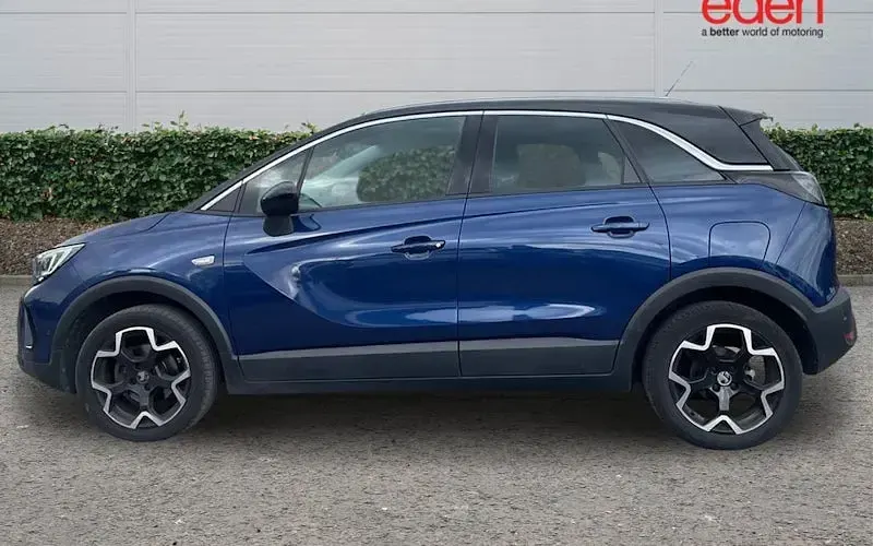 Used Vauxhall Crossland Ultimate 110 HP (80 kW) 2023 Blue SUV