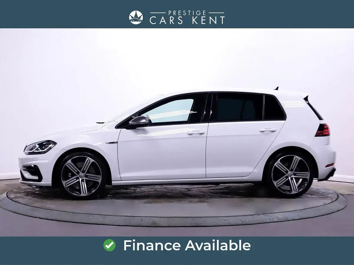 Used VW Golf VII R 300 HP (220 kW) 2020 White Hatchback